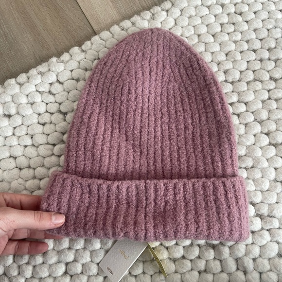 Aritzia Merino Wool Pink Knit Beanie Ribbed - Picture 5 of 5